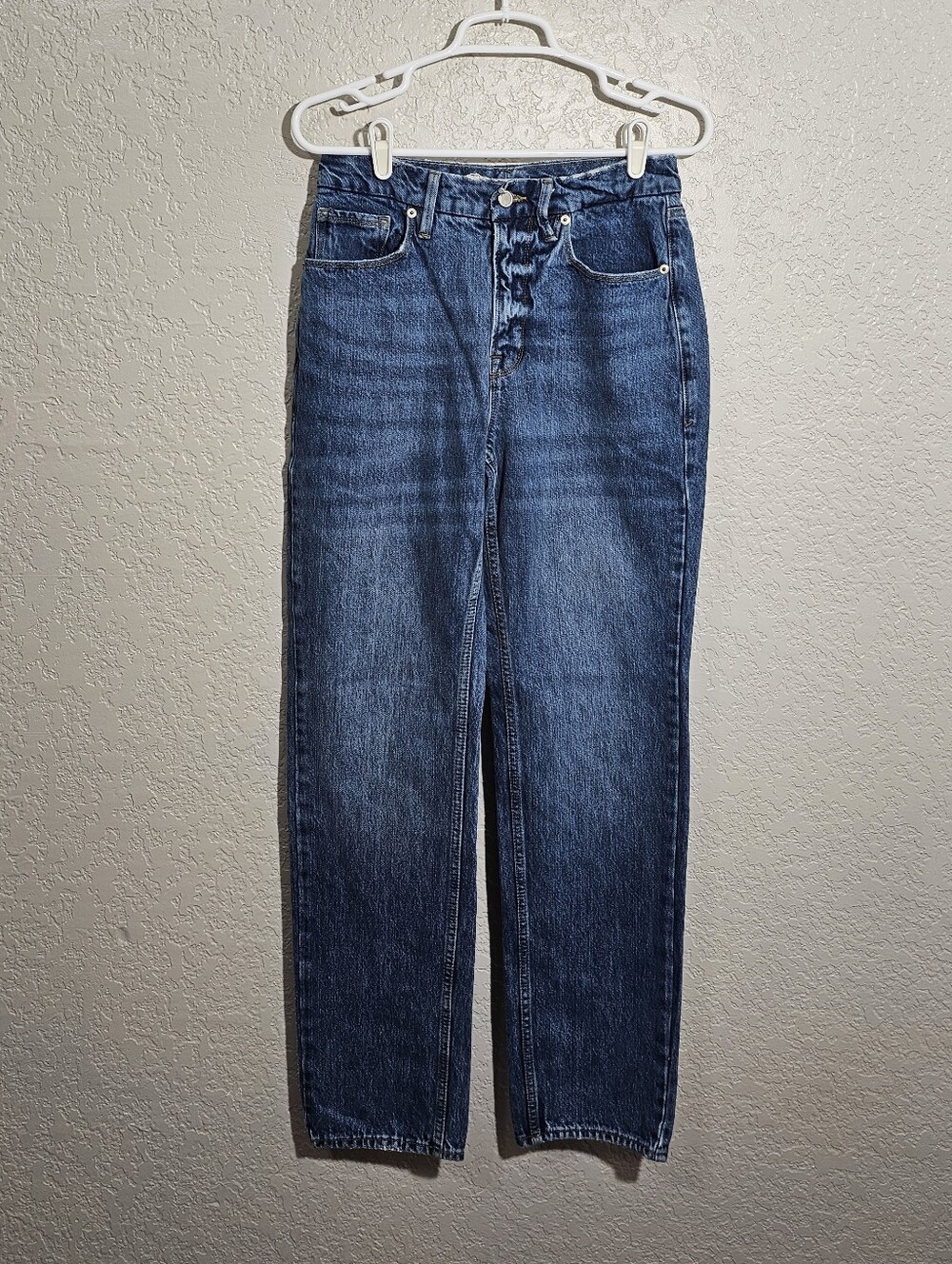 Good American Recycled Cotton Blend Lightly Distressed Straight Leg Jeans